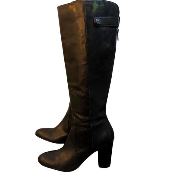 Isola Women's Black Leather Tall Riding Heeled Boots Size 7.5 - Picture 4 of 7